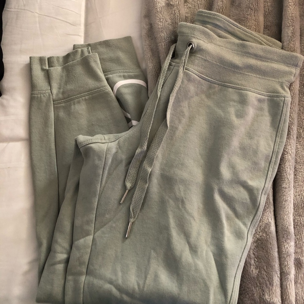 Calvin Klein sweatpants/joggers